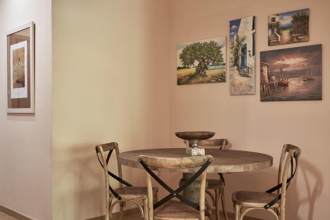 Spirou Merkouri Handcrafted 2Bd Home 雅典 外观 照片